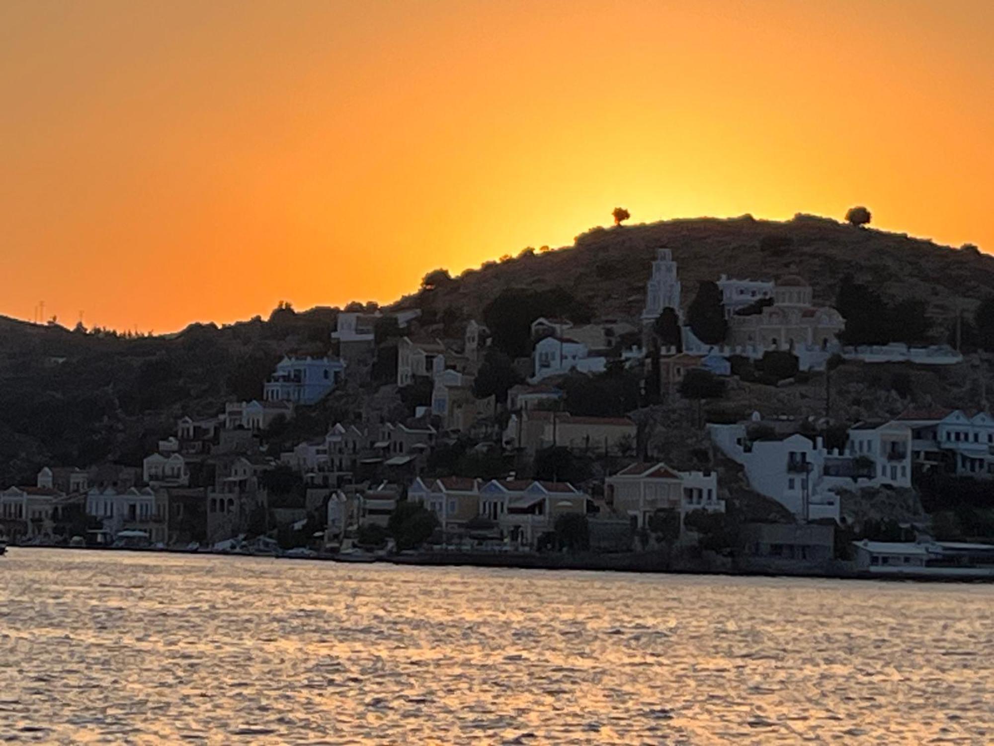 Aleminas Rooms Σύμη Εξωτερικό φωτογραφία