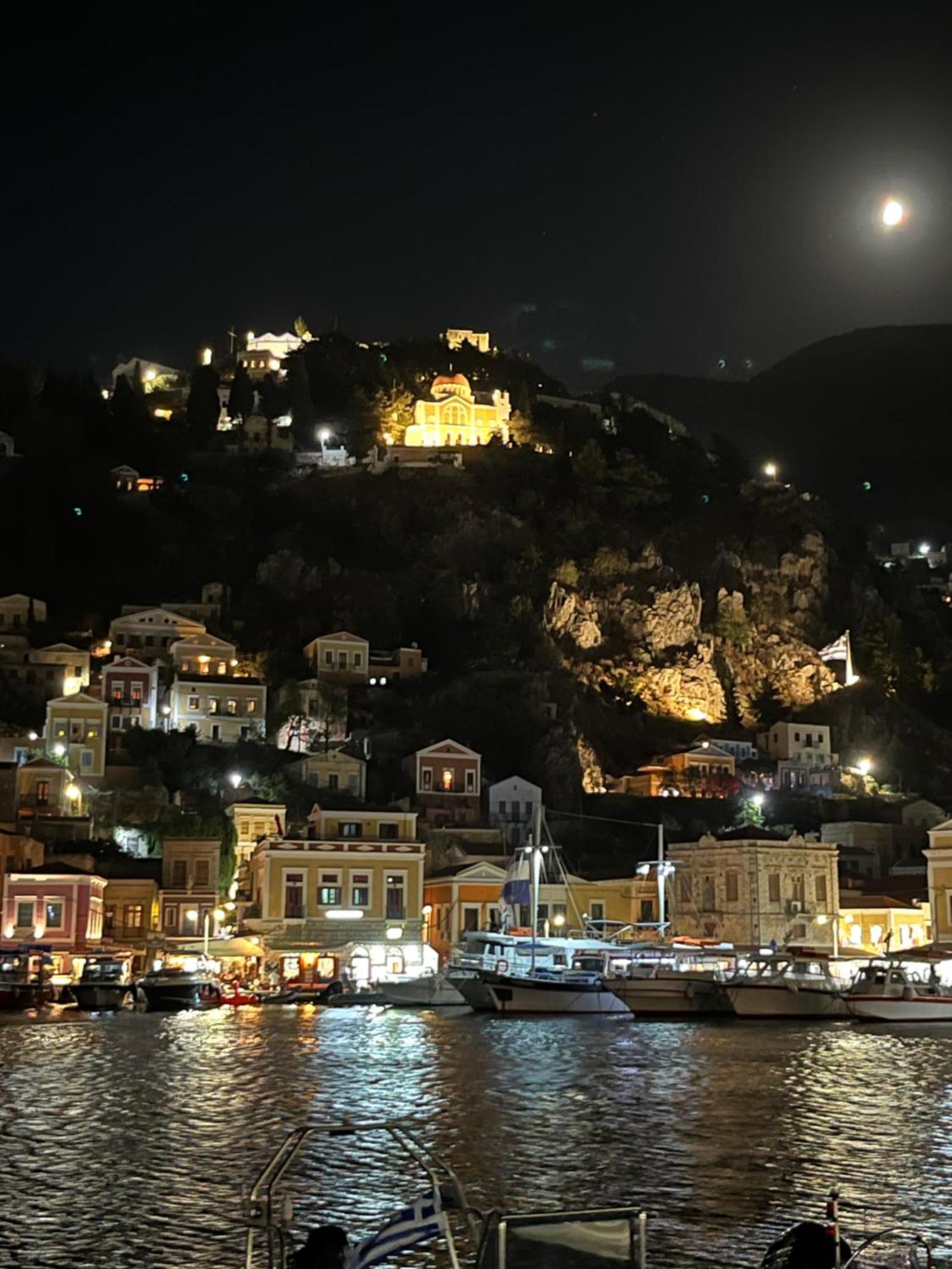 Aleminas Rooms Σύμη Εξωτερικό φωτογραφία
